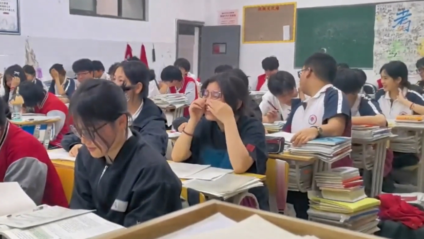 澳门一肖一码100%准确挂牌,王艺迪战胜陈幸同夺冠,完美答案解释落实_界面版V13.81