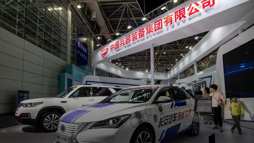 大姐26万买酒身陷“局中局”,2025年香港免费资料公开,经济性执行方案剖析_精简版V11.40